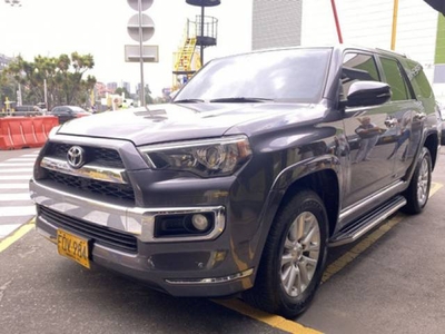 Toyota 4Runner Limited 2019 gris $198.000.000