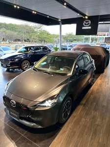 Mazda 2 Sport Grand Touring Carbon Edition Motor 2.0 New!!