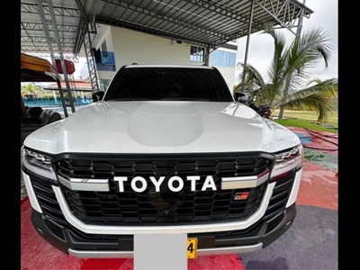 Toyota Land Cruiser 300 GR SPORT Bucaramanga