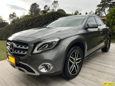 Mercedes-Benz Clase GLA 1.6 Urban | TuCarro