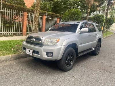 Toyota 4Runner 4.0 Limited Automática | TuCarro