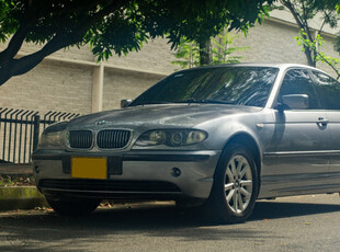 BMW Serie 3 2.2 320i E46