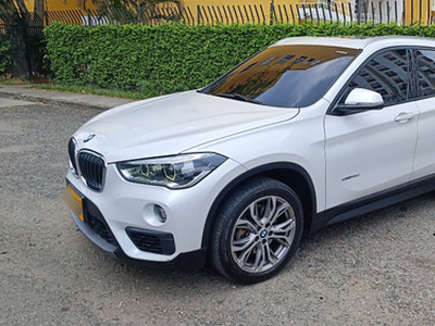 BMW X1 2.0 F48 Sdrive 18d