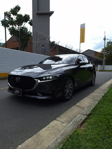 Mazda 3 GRAND TOURING LX