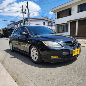 Nissan Tiida 1.8 Miio