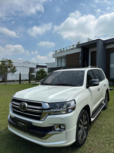 Toyota Land Cruiser 4.5 Executive Lounge