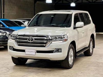 Toyota Land Cruiser Sahara VX 4.5 Diesel 2021 58.000 kilómetros $429.900.000