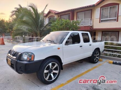 Nissan Frontier NP300 2.4 4x2 Doble Cabina 2013