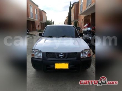 Nissan Frontier NP300 2.4 4x2 Doble Cabina 2015