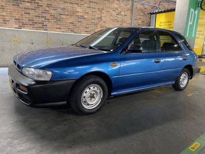 Subaru Impreza 1.6 Gl usado azul Kennedy