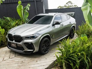 BMW X6 M Competition 2022 7.900 kilómetros plateado $605.000.000