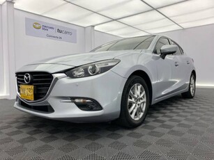 Mazda 3 2.0 Touring 2017 90.000 kilómetros dirección electroasistida $65.000.000