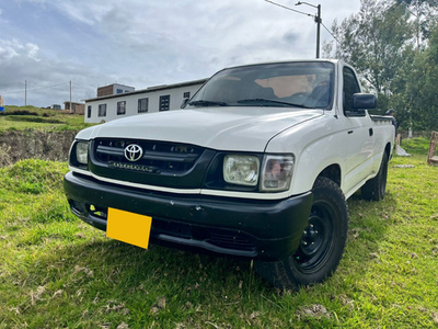 Toyota Hilux 2.4l 4x2 | TuCarro