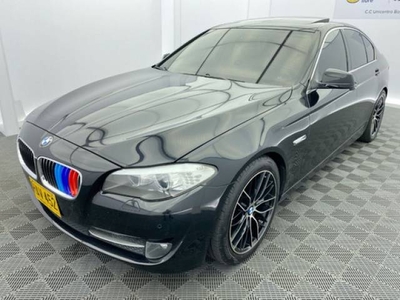 BMW Serie 5 2.0 520i F10 Sedán 80.000 kilómetros automático $83.000.000