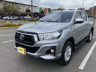 Toyota Hilux 2.4l | TuCarro