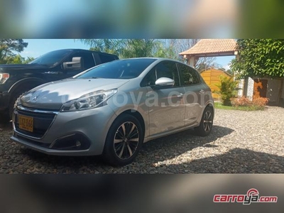 Peugeot 208 1.6 Active Hdi 2016