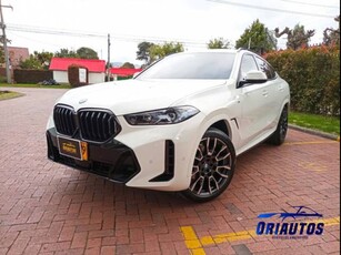 BMW X6 XDRIVE 40i 2024 blanco 4x2 Suba