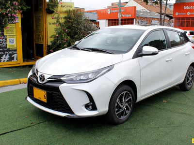 Toyota Yaris 1.5 Sport Hb Cvt | TuCarro