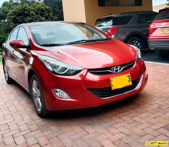 Hyundai Elantra 1.8l | TuCarro