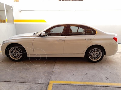 2015 BMW Serie 3 320i Luxury