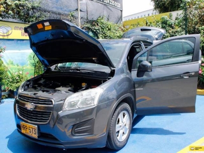 Chevrolet Tracker 1.8 Ls Mt 2015 1800 automático Suba