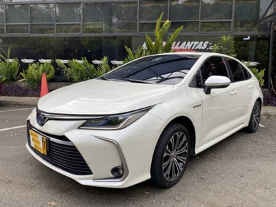 Toyota Corolla 1.8 Se-g Hibrido 2021 4x2 automático $96.500.000