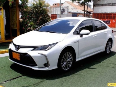Toyota Corolla 1.8 Se-g Hybrid 2024 Delantera 4.600 kilómetros Suba