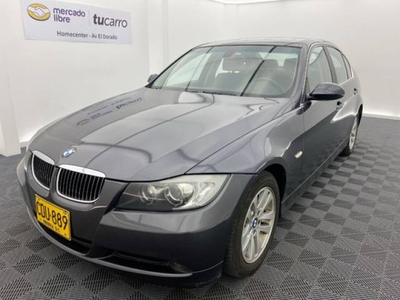BMW Serie 3 2.5 E90 325I Sedán automático $48.900.000