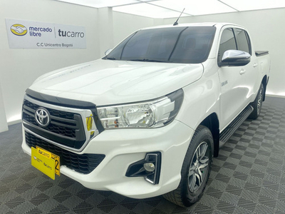 Toyota Hilux 2. 4l Mt 4x4 | TuCarro