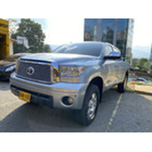 Toyota Tundra 2 5.7 CREWMAX LIMITED