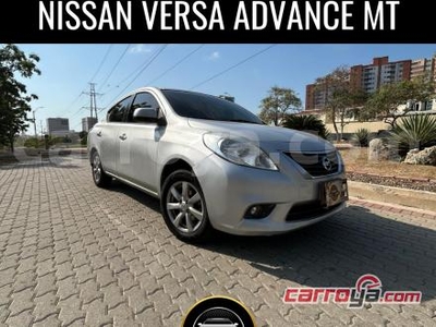 Nissan Versa Advance 2013