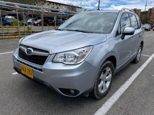 Subaru Forester 2.0 usado 109.000 kilómetros plateado Suba