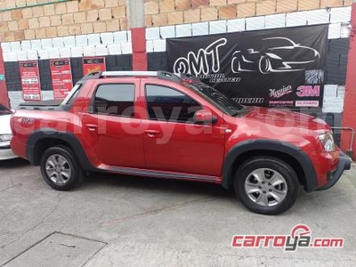 Renault Duster Oroch 4x4 2020