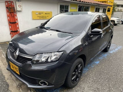 Renault Logan 1.6 2019 gris 1.6 Medellín