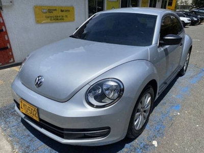 Volkswagen Beetle 2.5 Desing usado gasolina plateado $67.000.000