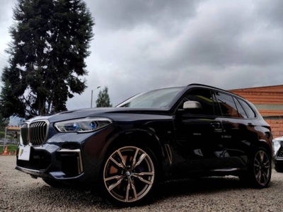 BMW X5 4.4 M 2022 13.378 kilómetros gasolina $380.000.000
