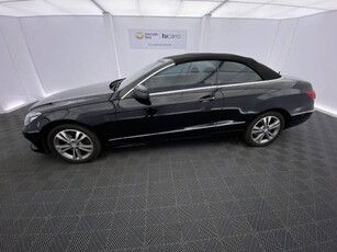 Mercedes-Benz Clase E E 250 2.0 Cabriolet 208 hp usado negro $90.000.000