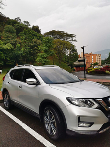 Nissan X-Trail 2.5 Advance