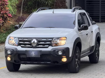 Renault Duster Oroch Outsider 4x4 Turbo