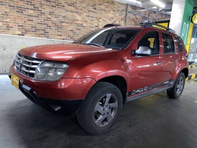 Renault Duster 1.6 Expression Mecánica Camioneta 4x2 rojo $45.000.000