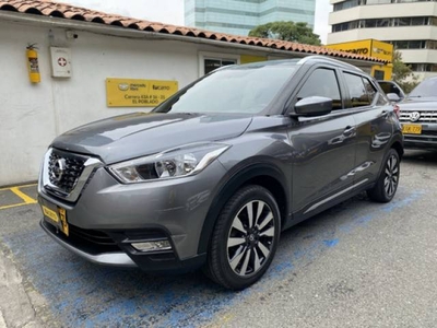 Nissan Kicks 1.6 Advance 2018 dirección hidráulica automático Medellín