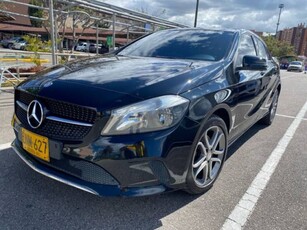 Mercedes-Benz Clase A 1.6 A 200 Essential usado dirección hidráulica 1.6 $70.900.000