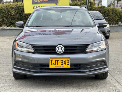 Volkswagen Jetta 2.0 Trendline | TuCarro