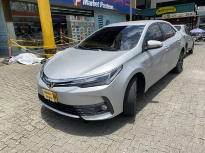 Toyota Corolla 1.8 Se-g 2019 plateado dirección hidráulica Medellín