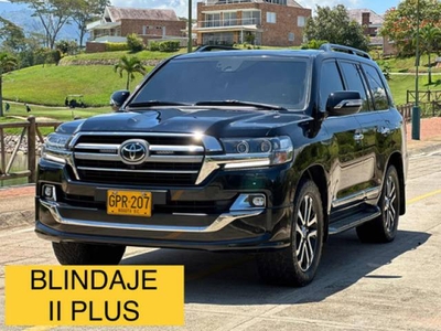 Toyota Land Cruiser Executive Lounge usado 39.000 kilómetros Bucaramanga
