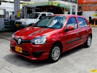 Renault Clio 1.2 Style Kit Look rojo gasolina Suba