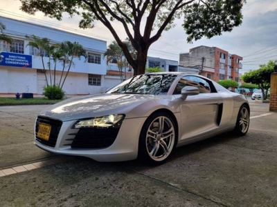 Audi R8 V8 1.700 kilómetros $450.000.000