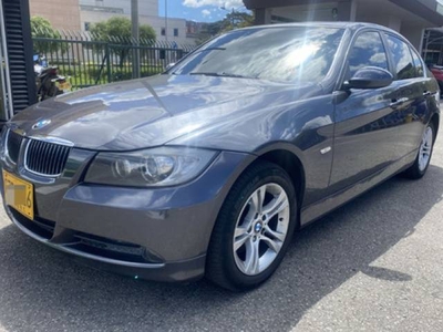 BMW Serie 3 2.5 325i E90 Premium 2009 plateado $53.000.000
