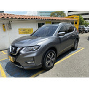 Nissan X-Trail 2.5 Advance