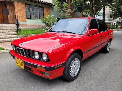 BMW Serie 3 2.5 325i E30 | TuCarro